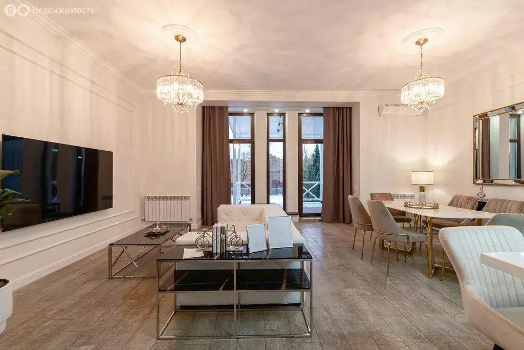 Дом в деревня Красный Посёлок, Новая улица, 201 (220 м) - Фото 1