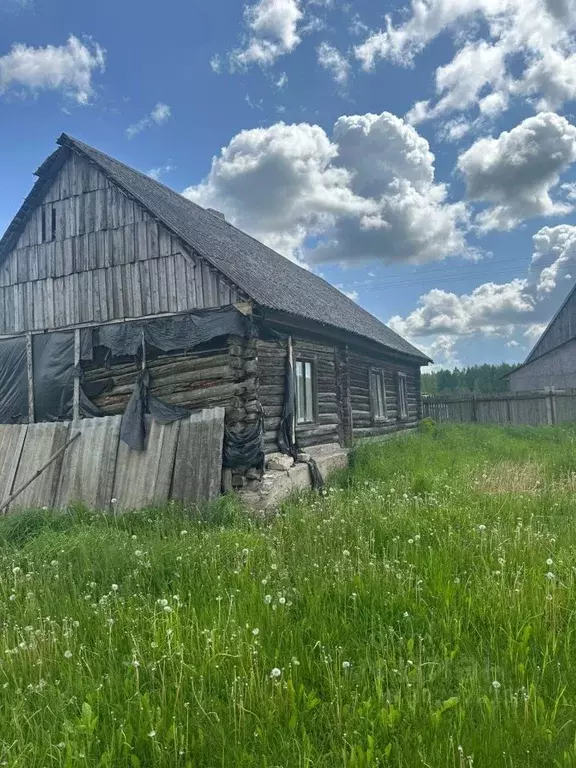 Дом в Псковская область, Псковский район, Ядровская волость, д. Атаки  ... - Фото 0