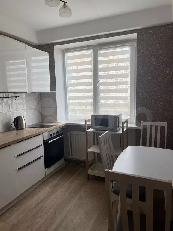 2-к. квартира, 46 м, 9/10 эт. - Фото 0