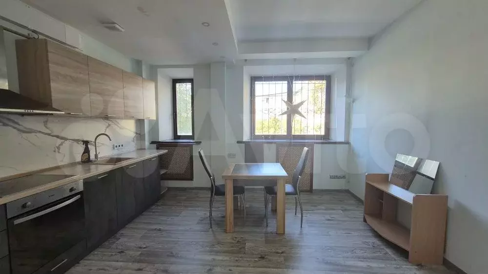 3-к. квартира, 90 м, 2/5 эт. - Фото 1