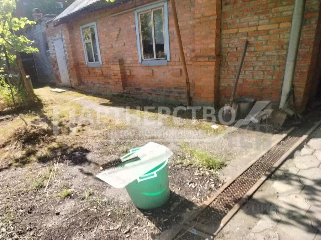 Дом в Краснодарский край, Северский район, Черноморское городское ... - Фото 1