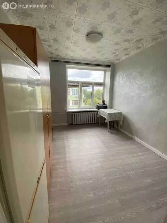 1к в 8-комнатной квартире (19 м) - Фото 1