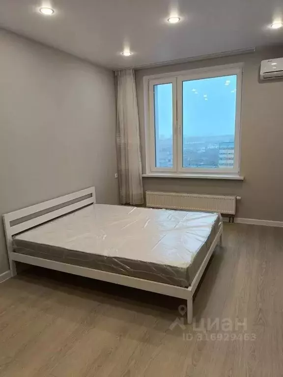 1-к кв. Татарстан, Казань ул. Мансура Хасанова, 13 (43.0 м) - Фото 0