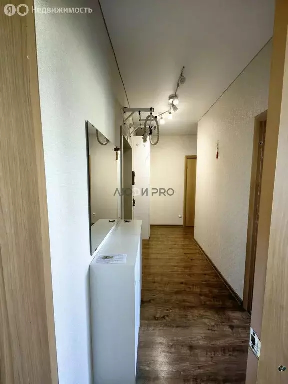 2-комнатная квартира: Уфа, микрорайон Максимовка, улица Гумера ... - Фото 0