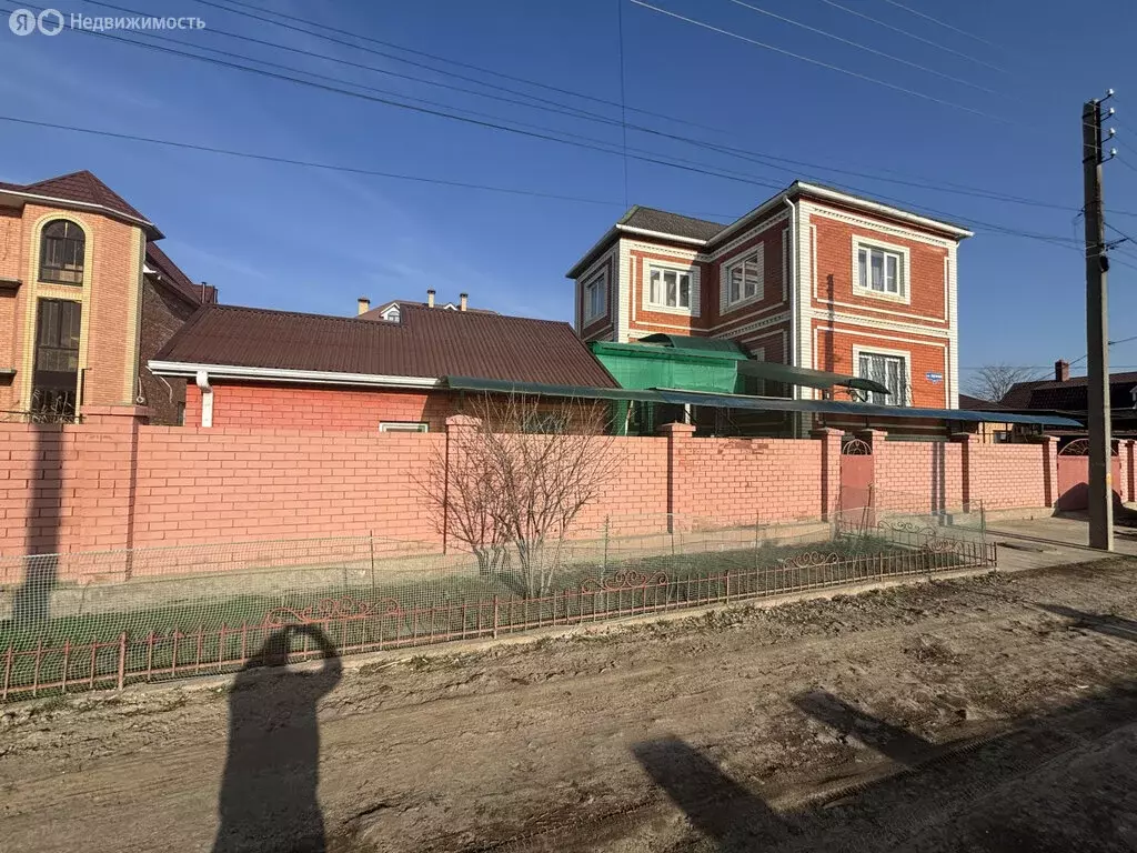 Дом в Астрахань, Персиковая улица, 27 (290.4 м) - Фото 2