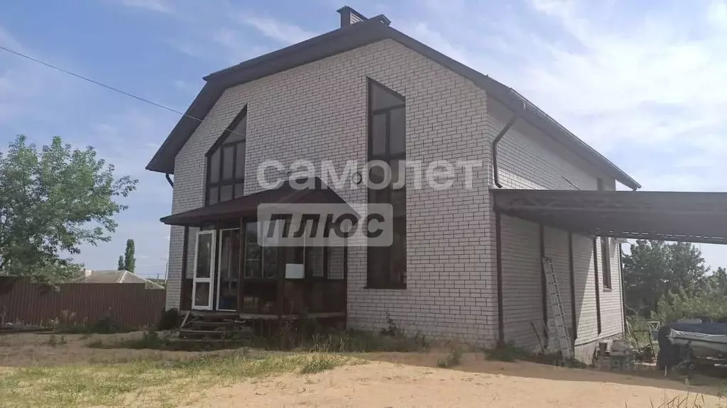Дом в Воронежская область, с. Семилуки ул. Щеголевых, 13А (370 м) - Фото 0