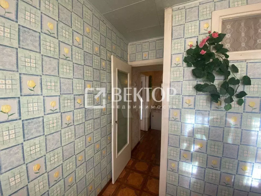 1-к. квартира, 30 м, 2/5 эт. - Фото 1