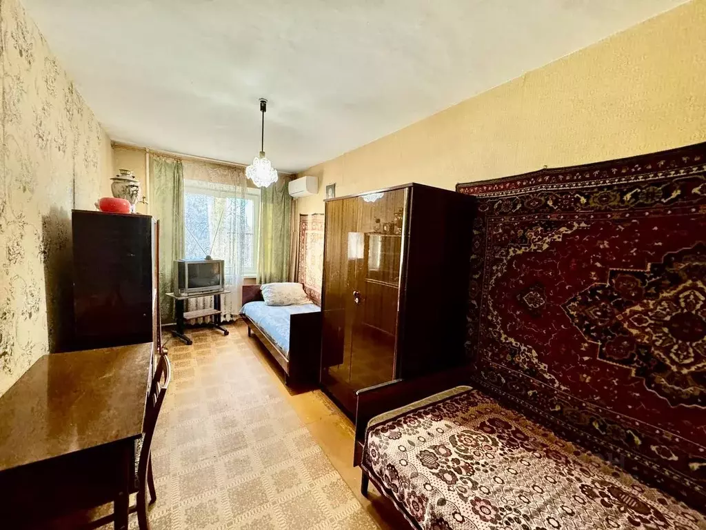 2-к кв. Астраханская область, Астрахань Покровская пл., 5 (45.0 м) - Фото 0