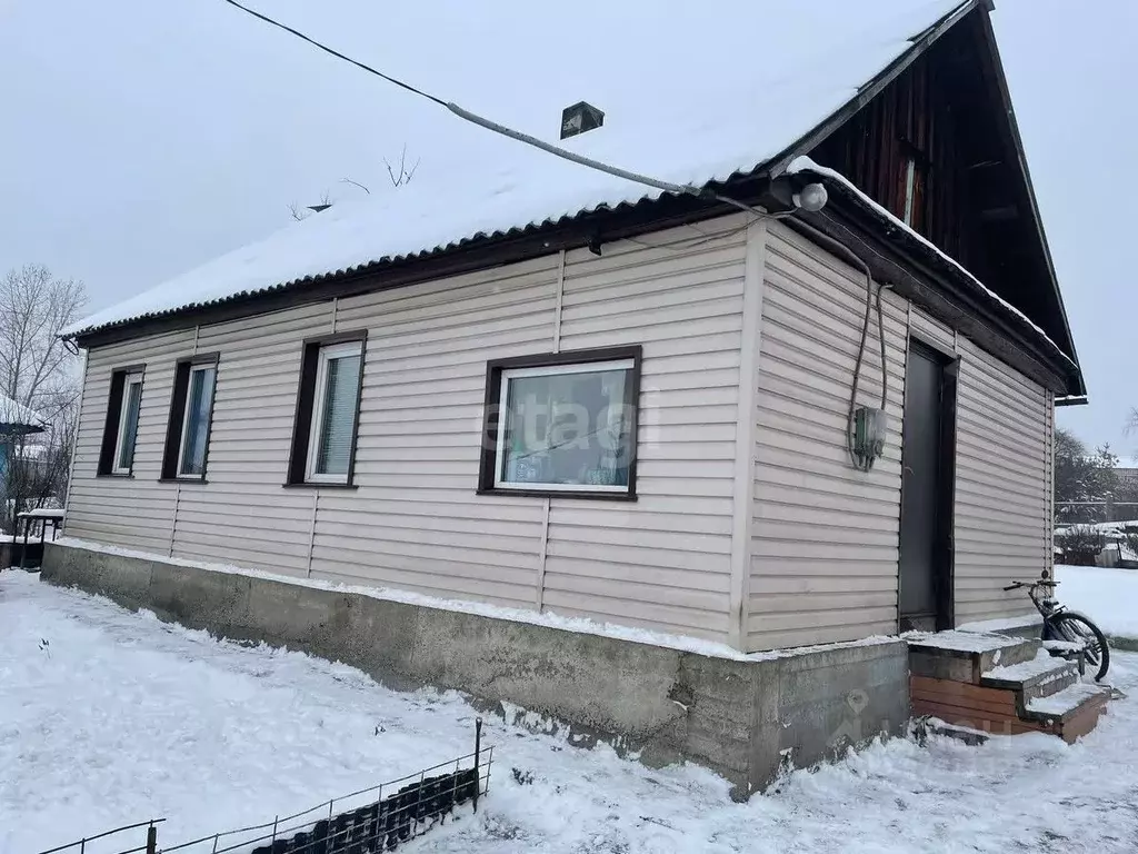 Дом в Кемеровская область, Прокопьевск Черногорская ул., 9 (45 м) - Фото 0