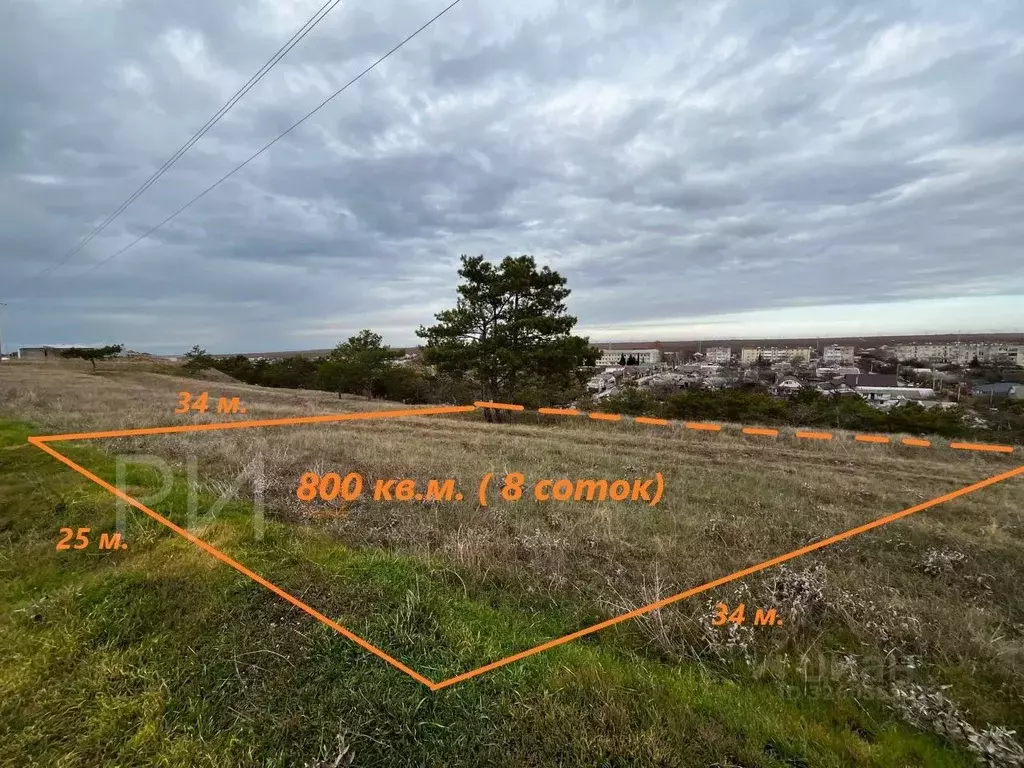 Участок в Крым, Бахчисарайский район, с. Угловое ул. Комарова, 170 ... - Фото 0