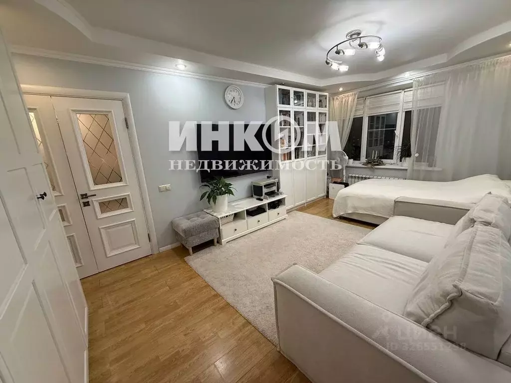 2-к кв. Москва ул. Молостовых, 10К2 (51.9 м) - Фото 1