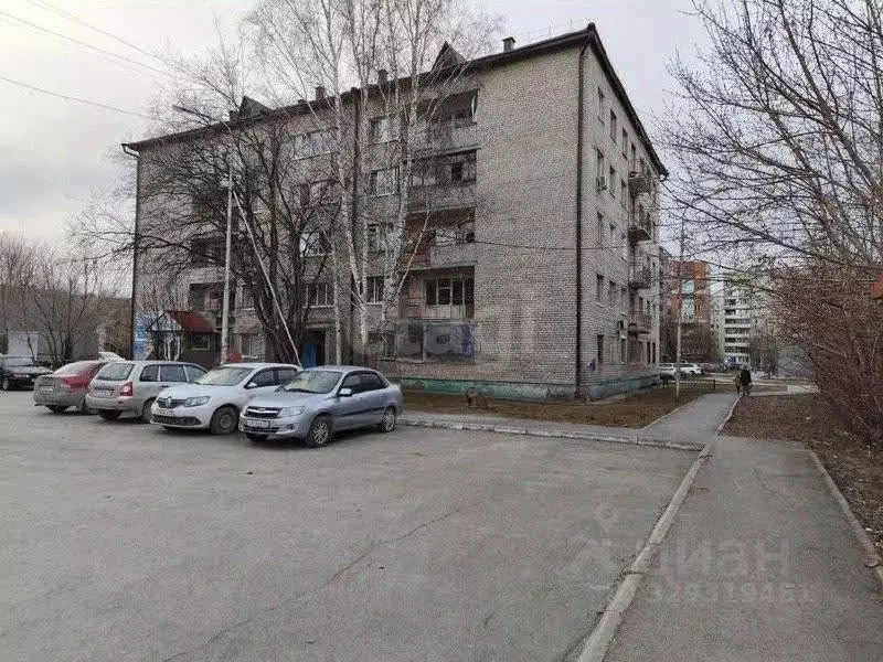 Комната Тюменская область, Тюмень Депутатская ул., 121 (12.5 м) - Фото 1