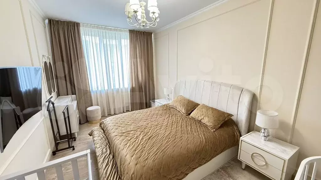 3-к. квартира, 105 м, 4/12 эт. - Фото 0