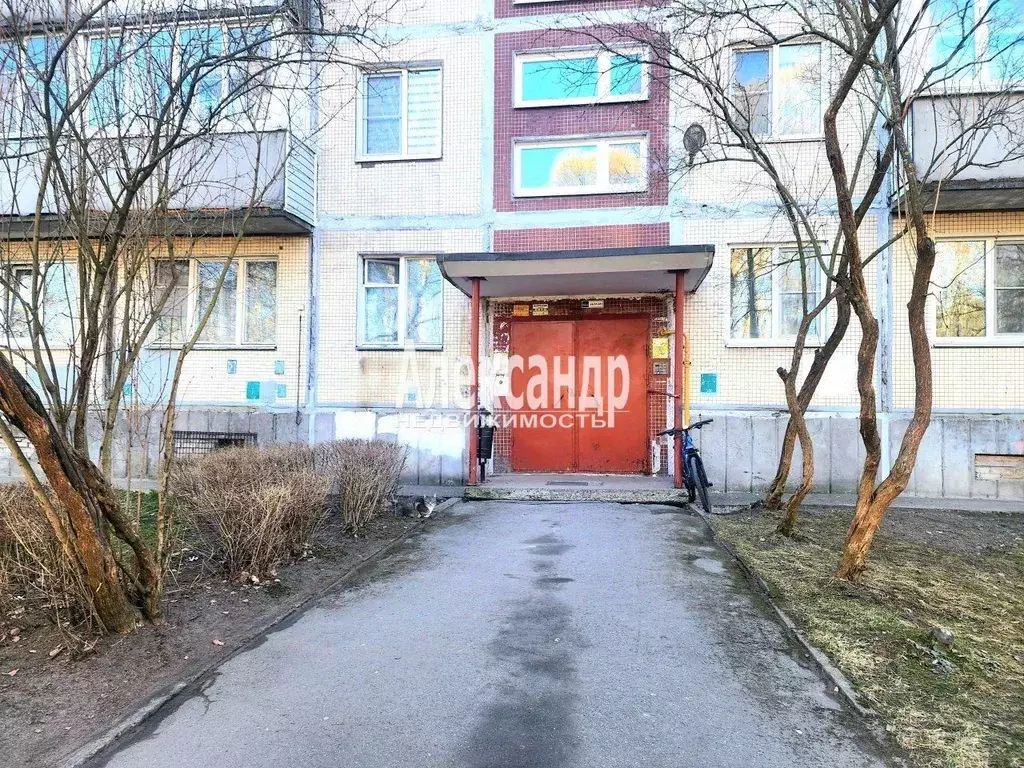 2-к кв. Ленинградская область, Приозерск ул. Горького, 32 (43.1 м) - Фото 1