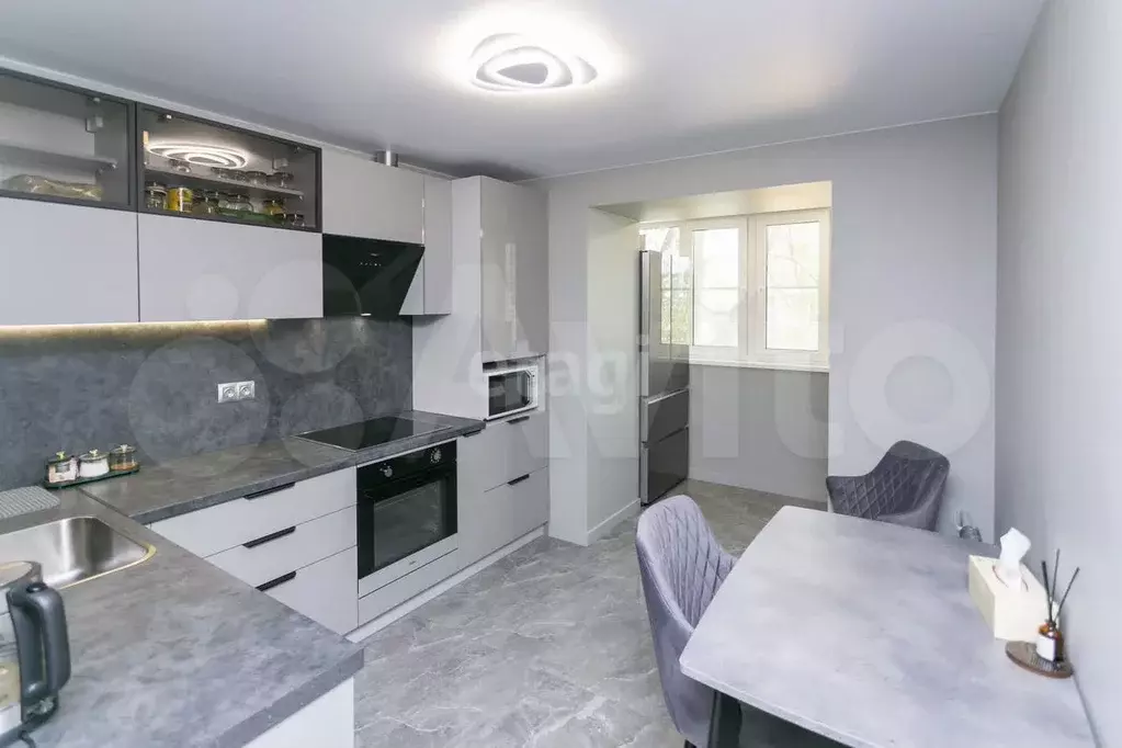 2-к. квартира, 48,5 м, 2/5 эт. - Фото 0