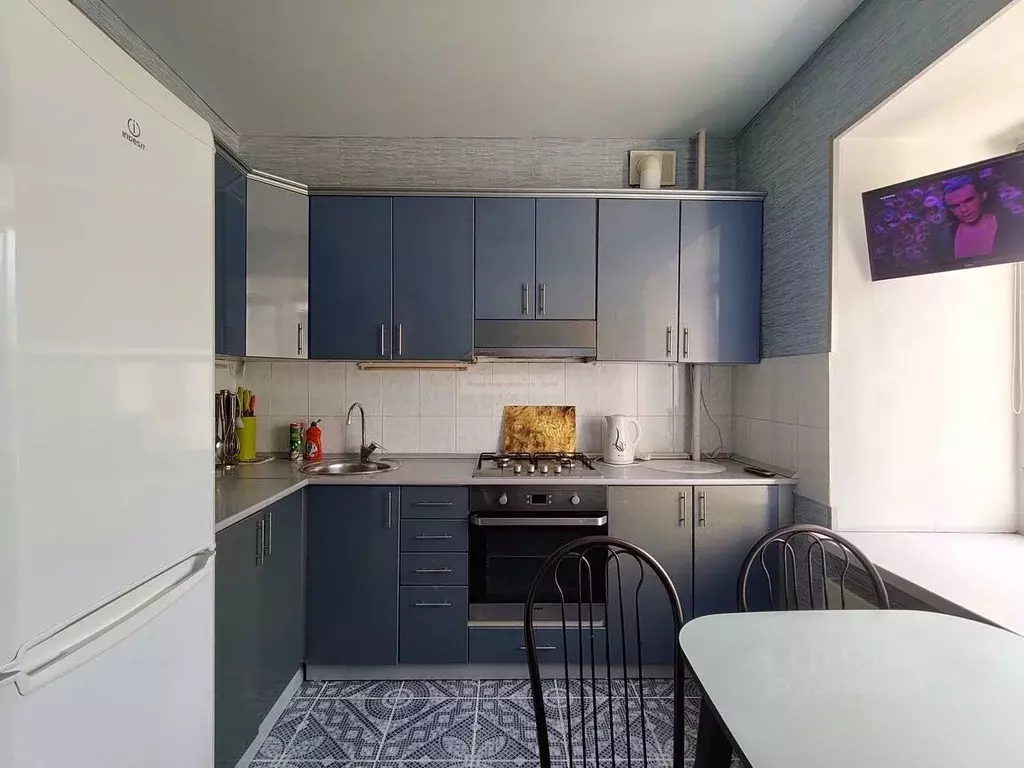 2-к кв. Белгородская область, Белгород ул. Губкина, 13в (62.8 м) - Фото 1