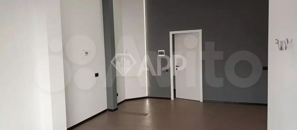 Продам бизнес-центр/офисный центр, 25.6 м - Фото 1