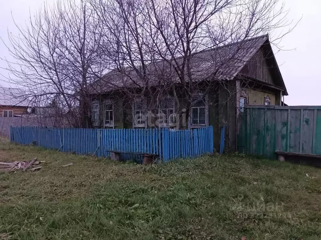 Дом в Красноярский край, Большемуртинско-Сухобузимский округ, д. ... - Фото 0