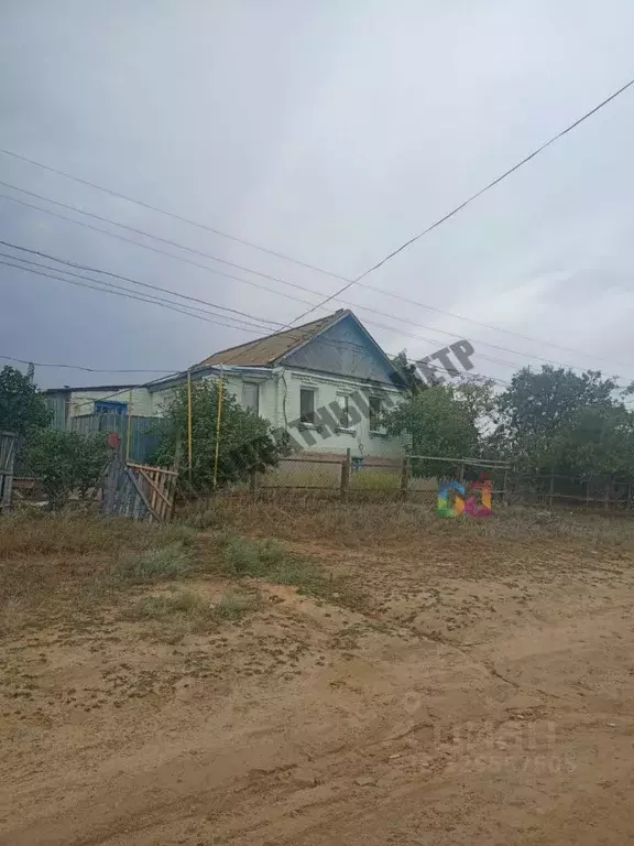 Дом в Калмыкия, Сарпинский район, Кировское с/мо, пос. Кировский ул. ... - Фото 2