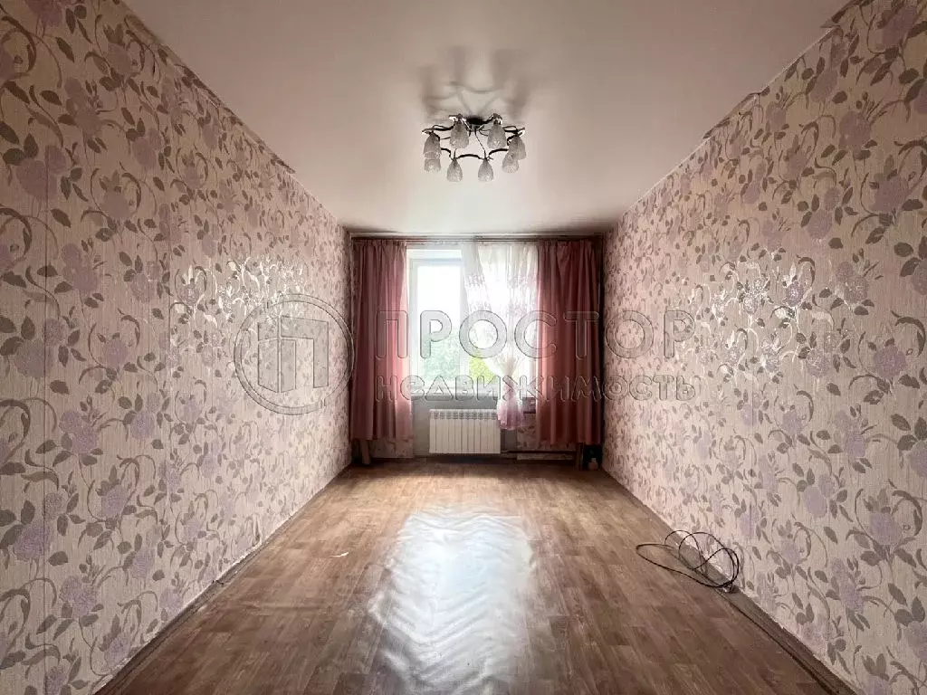 Продается комната в 3-комнатной квартире - Фото 0