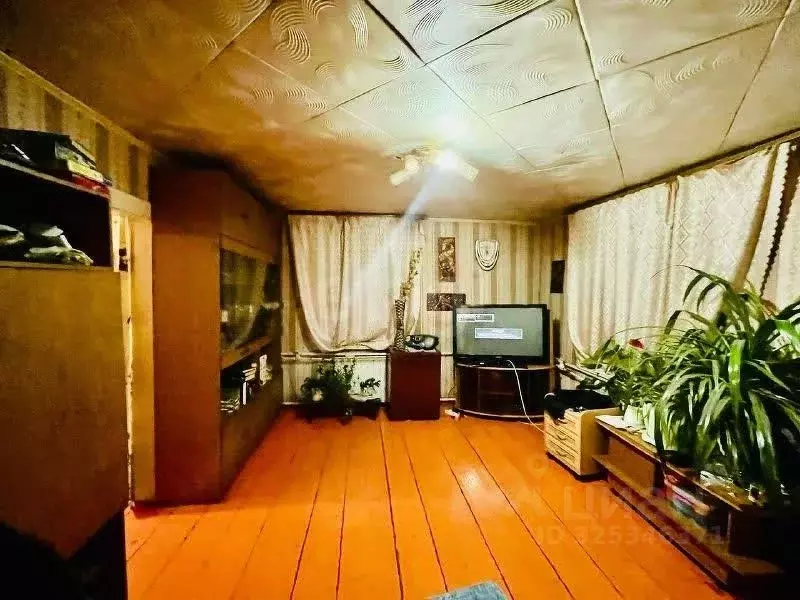 Дом в Кемеровская область, Прокопьевск ул. Дмитрова, 48 (50 м) - Фото 2