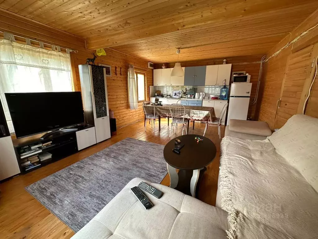 Дом в Тверская область, Ржевский муниципальный округ, пос. Чертолино  ... - Фото 2