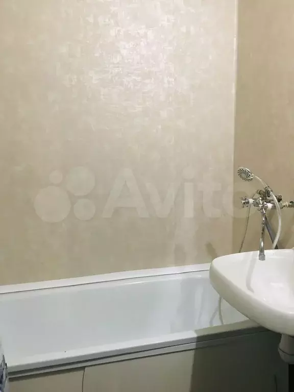 2-к. квартира, 44 м, 1/9 эт. - Фото 1