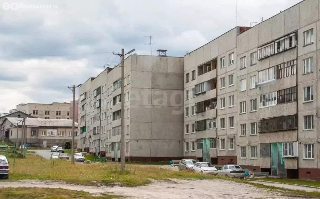 3-комнатная квартира: Челябинская область, Саткинский муниципальный ... - Фото 2