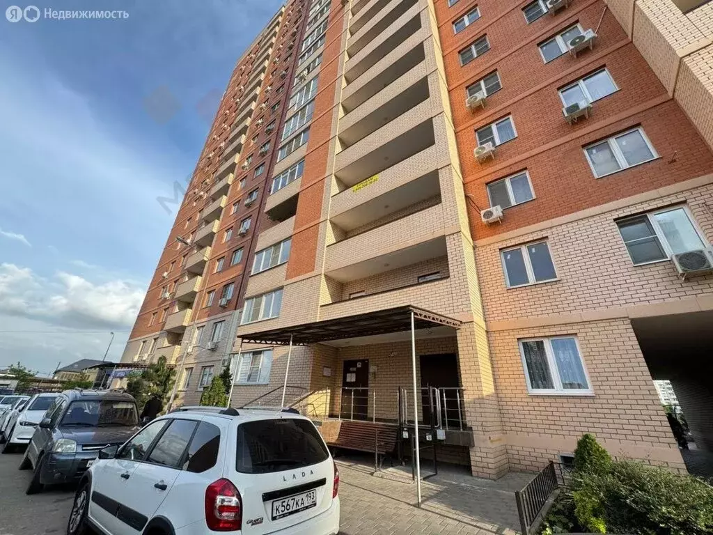 3-комнатная квартира: Краснодар, Душистая улица, 60к2 (76.2 м) - Фото 1