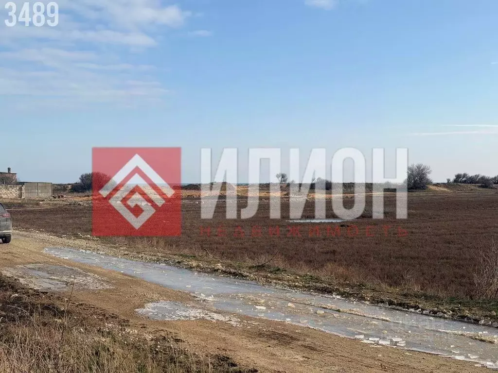 Участок в Крым, Ленинский район, Войковское с/пос, с. Курортное ул. ... - Фото 2