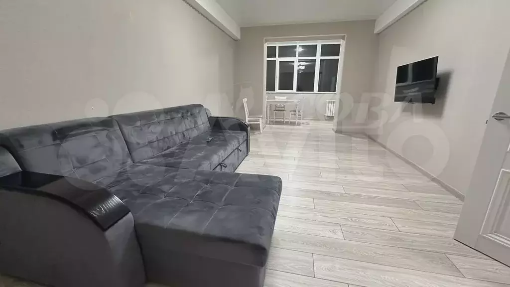 2-к. квартира, 60 м, 14/15 эт. - Фото 0