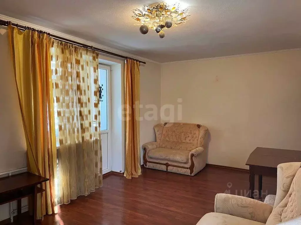 3-к кв. Крым, Симферополь ул. Залесская (67.2 м) - Фото 1