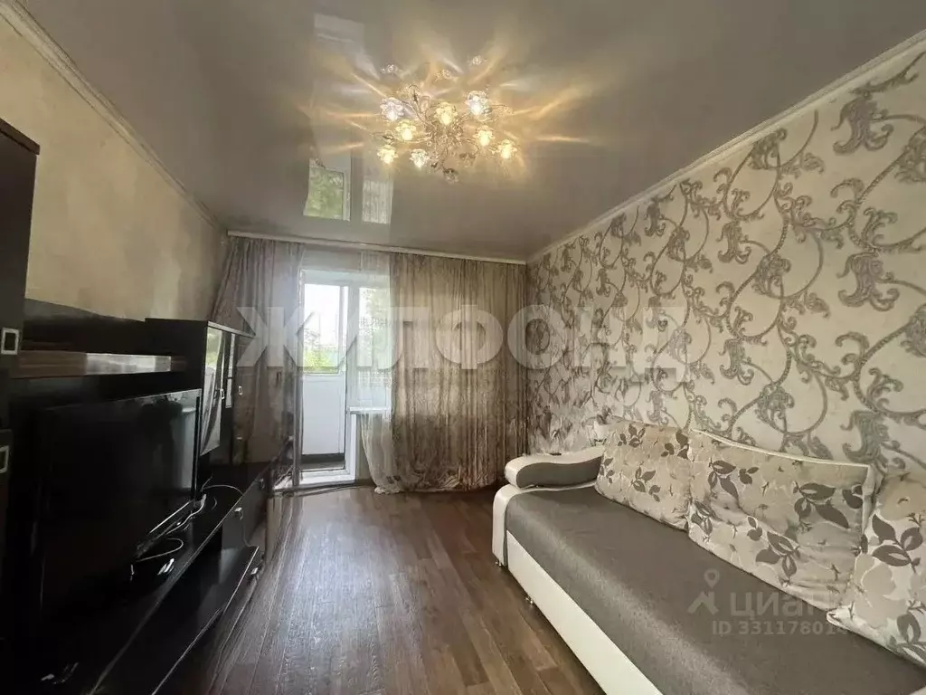3-к кв. Хакасия, Абакан ул. Герцена, 2 (60.6 м) - Фото 2
