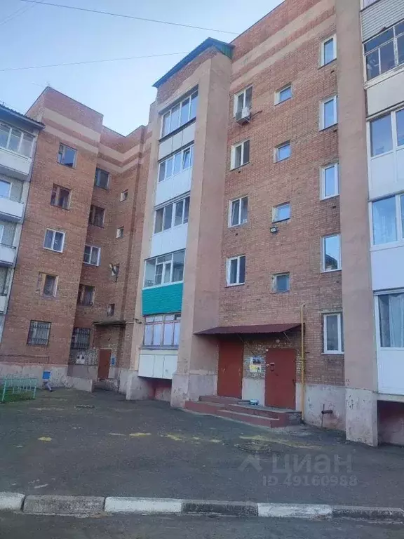 2-к кв. Омская область, Омск ул. 12 Декабря, 62 (50.0 м) - Фото 0