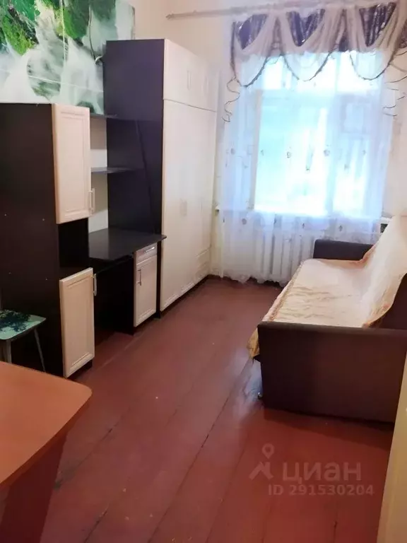 Комната Саратовская область, Саратов ул. Дома 8 Марта, 3 - Фото 1