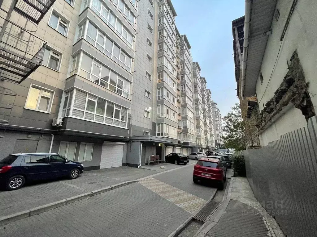 2-к кв. Крым, Симферополь бул. Ленина, 12 (65.0 м) - Фото 0