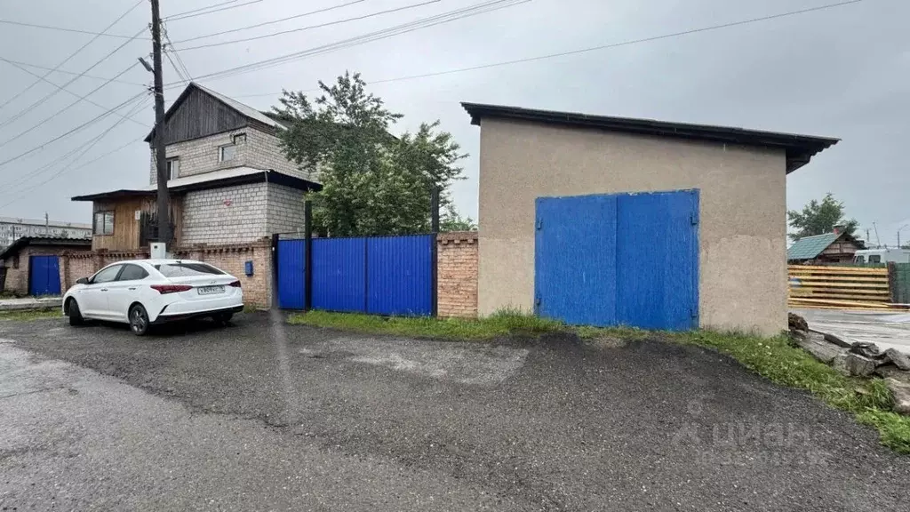 Дом в Хакасия, Алтайский район, с. Белый Яр Шахтерская ул., 2А (240 м) - Фото 0
