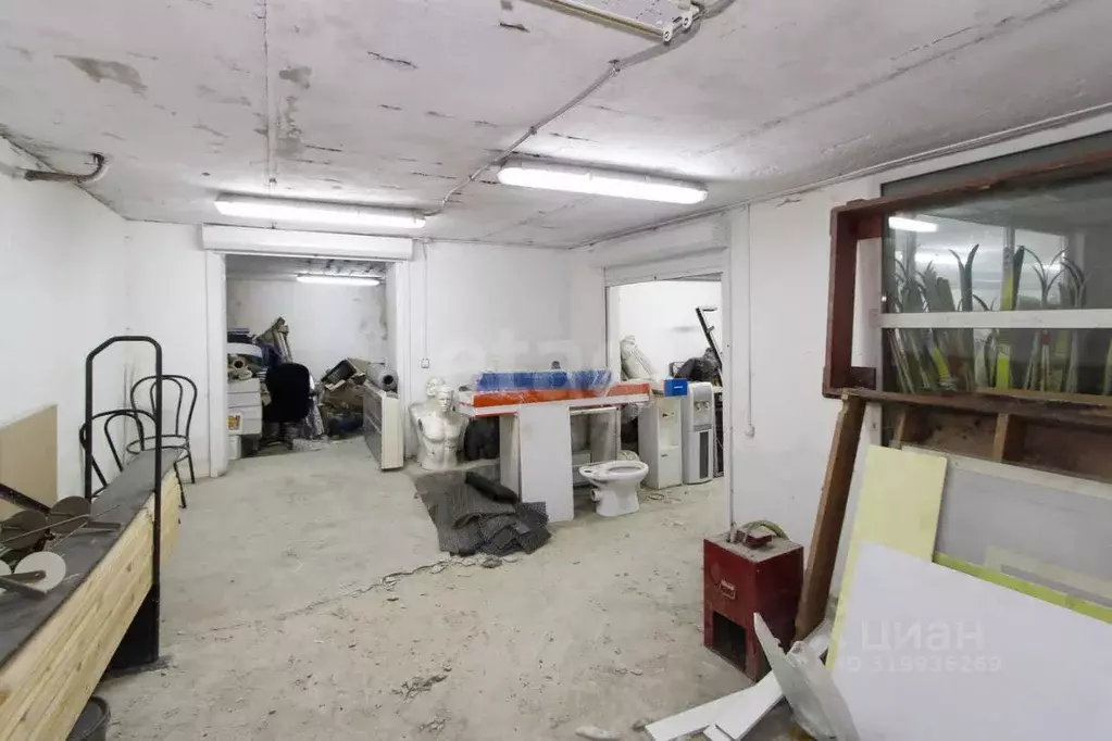 Склад в Тюменская область, Тюмень ул. Бабарынка, 1/10 (356 м) - Фото 1