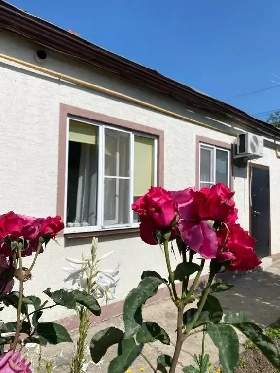 Дом в Краснодарский край, Ейск ул. Плеханова, 30 (25 м) - Фото 0