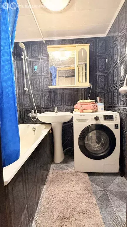 4-комнатная квартира: Киров, Луганская улица, 62 (87.6 м) - Фото 0