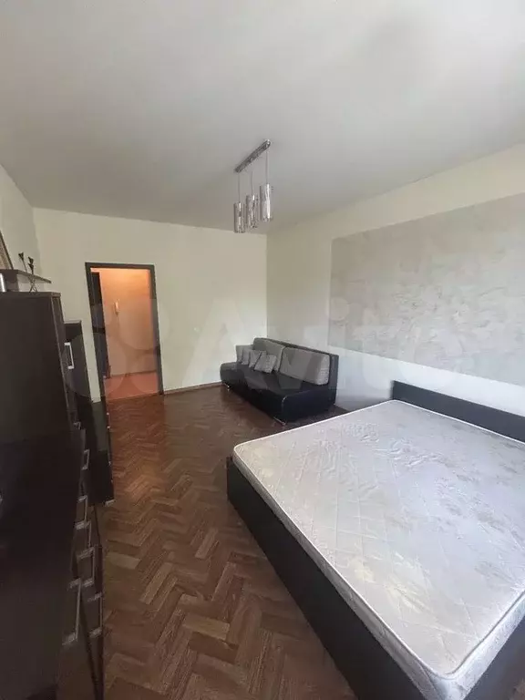 1-к. квартира, 43 м, 2/9 эт. - Фото 1