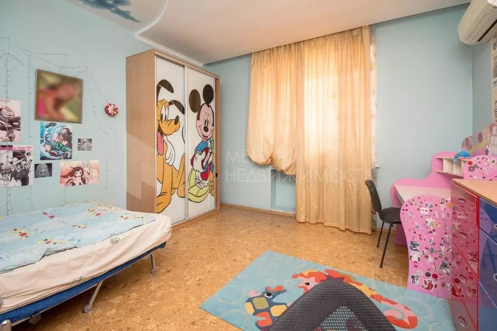 4-к кв. Тюменская область, Тюмень Мельничная ул., 83к2 (167.4 м) - Фото 1