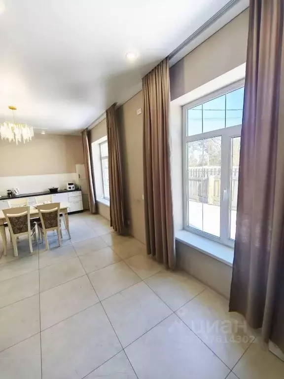 Дом в Бурятия, Улан-Удэ ул. Ландышевая (199 м) - Фото 0