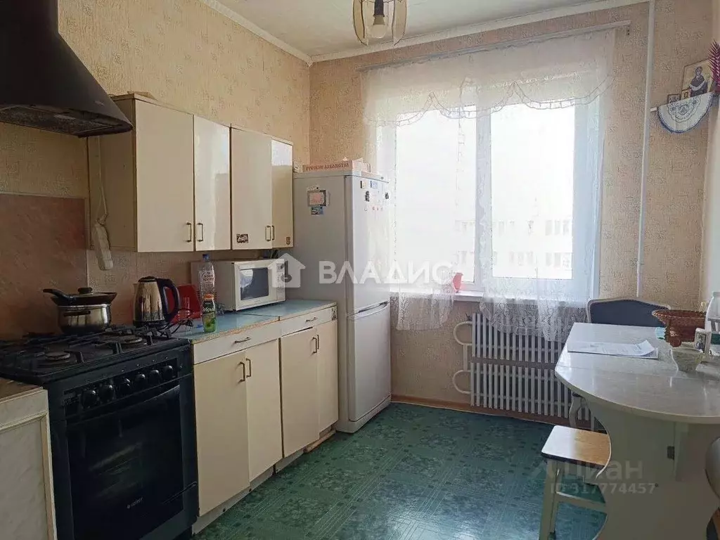 3-к кв. Белгородская область, Старый Оскол Рудничный мкр, 11 (61.4 м) - Фото 0