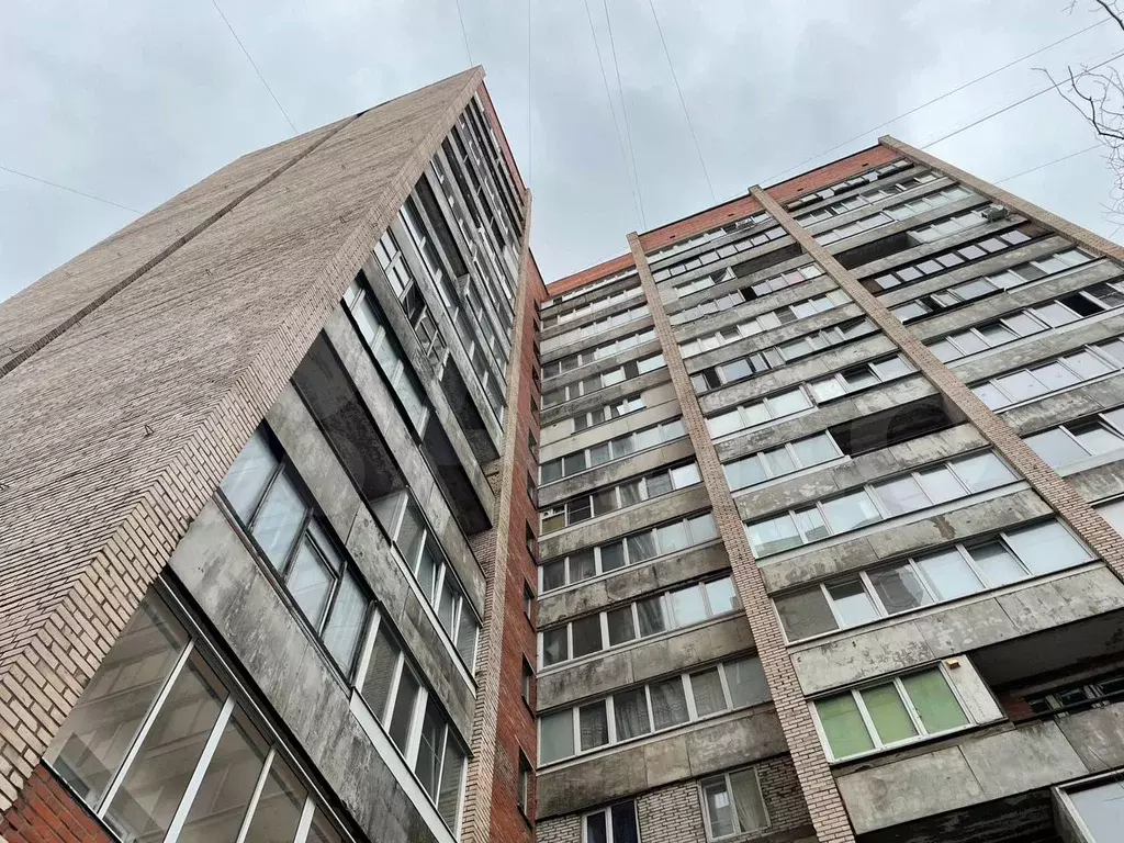 Комната 12,2 м в 5-к., 6/14 эт. - Фото 0