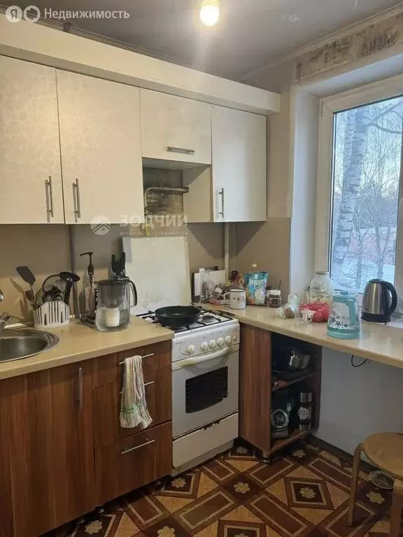 3-комнатная квартира: Чебоксары, проспект Мира, 21А (59.9 м) - Фото 1