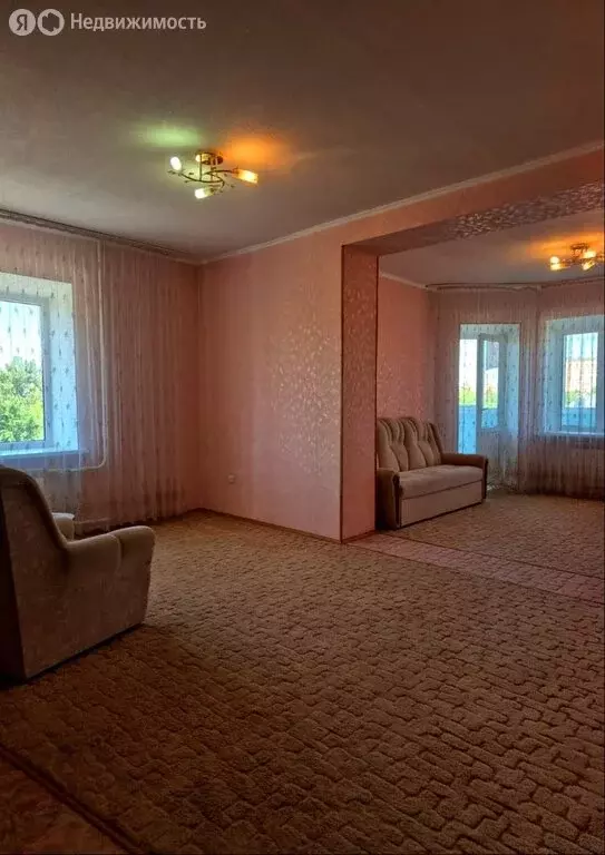 3-комнатная квартира: Аксай, улица Платова, 6А (116.8 м) - Фото 0