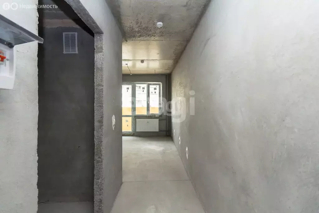 Квартира-студия: Тюмень, улица Новосёлов, 117 (18.5 м) - Фото 2