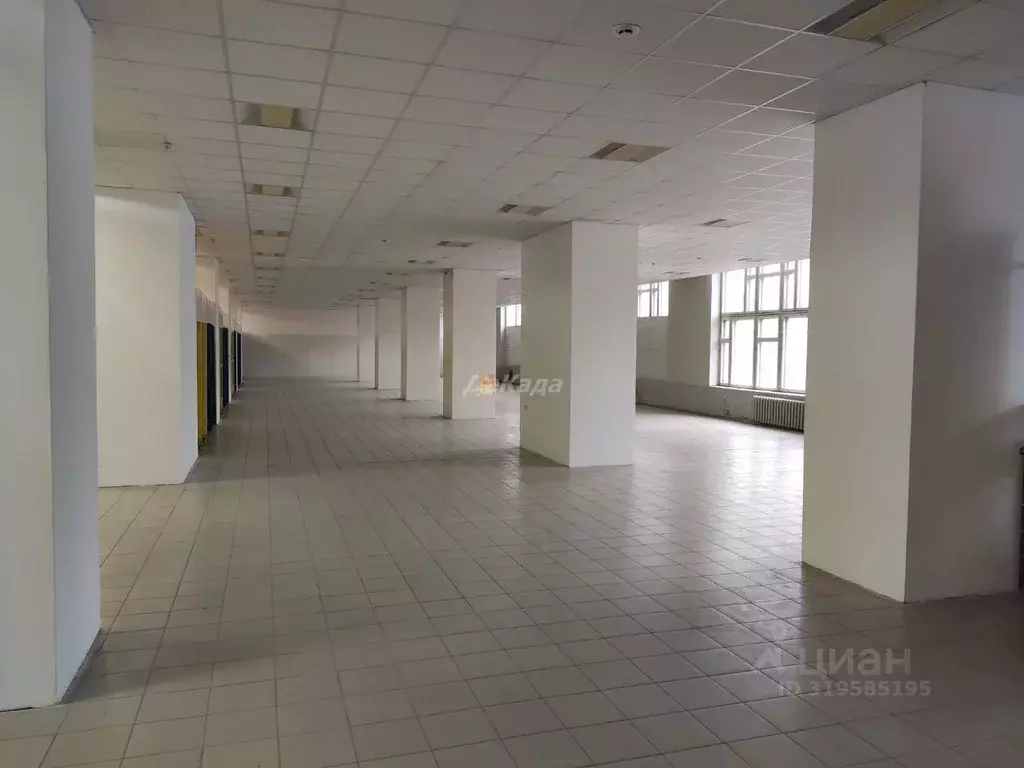 Помещение свободного назначения в Ульяновская область, Ульяновск ... - Фото 0
