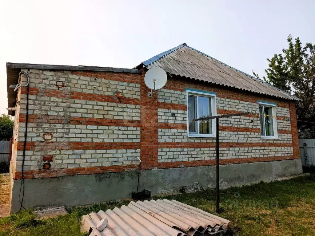 Дом в Белгородская область, Валуйский муниципальный округ, с. ... - Фото 1